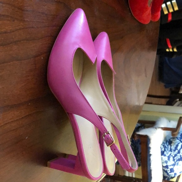 Fuchsia high heel shoes - Picture 2 of 3